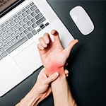 Carpal Tunnel vs Tendonitis: A Hand Specialist Explains the Difference for Patients in New...